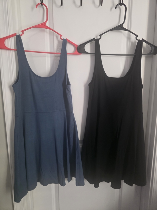 American Eagle Outfitters Dresses & Skirts - American Eagle Outfitters Navy Sleeveless Scoop Neck Dress